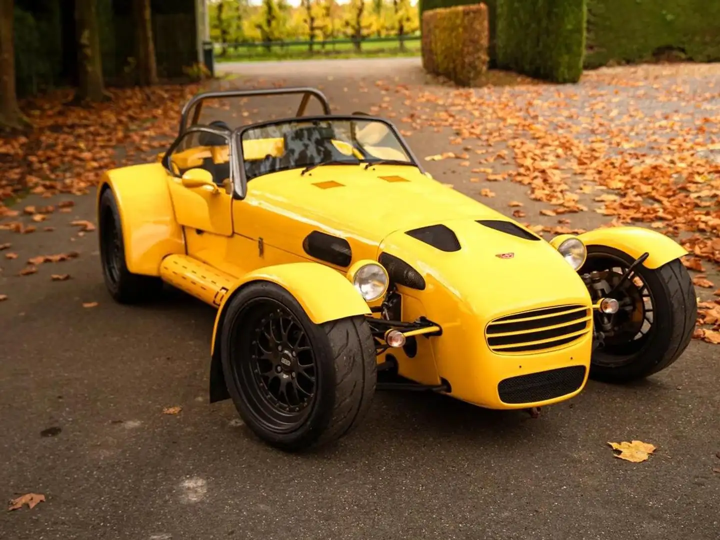 Donkervoort D8 180 R Gelb - 1