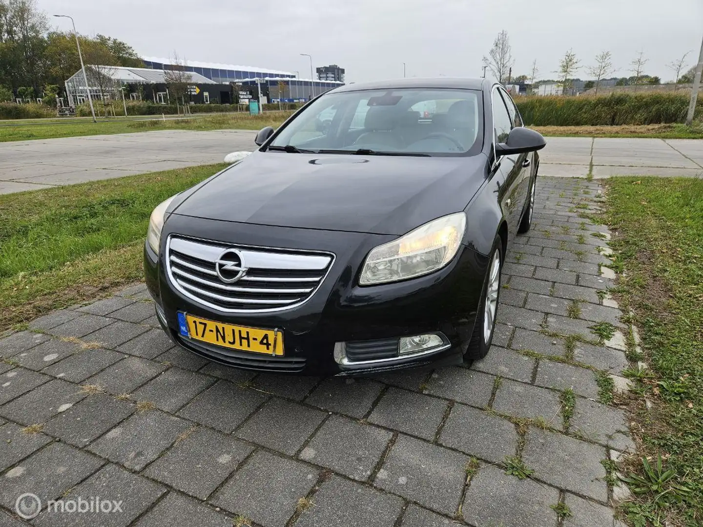 Opel Insignia 1.6 T Sport Negru - 1