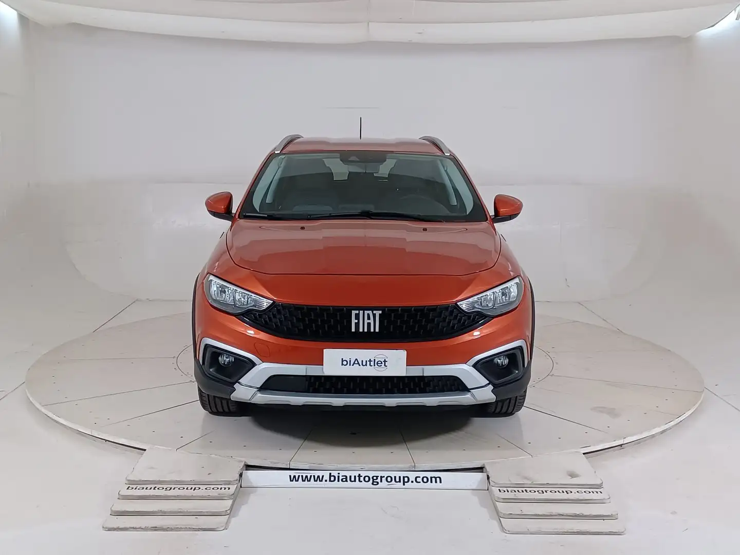 Fiat Tipo SW Cross II 2021 SW 1.0 t3 Cross 100cv Arancione - 2