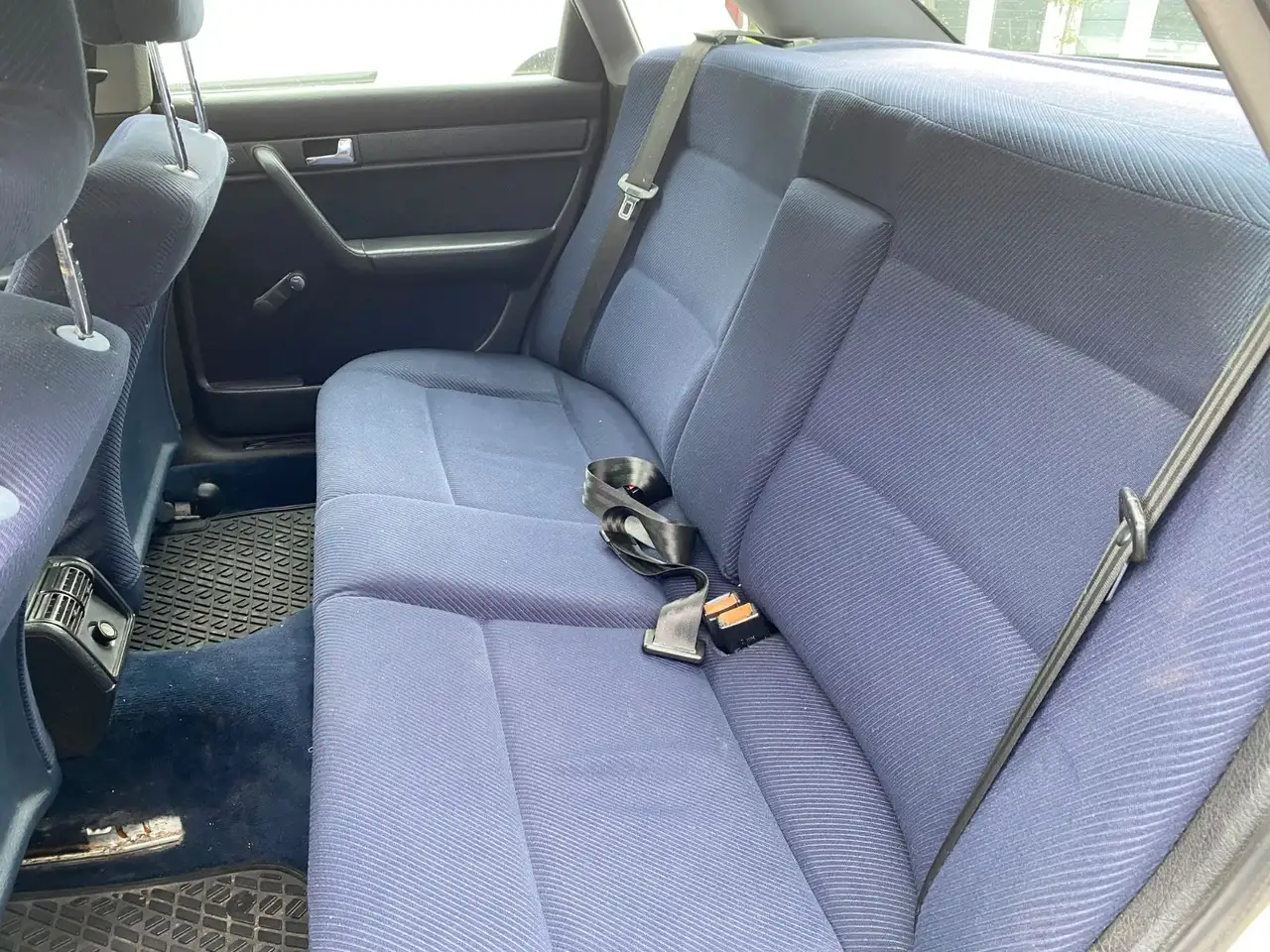 Audi 100, foto 4