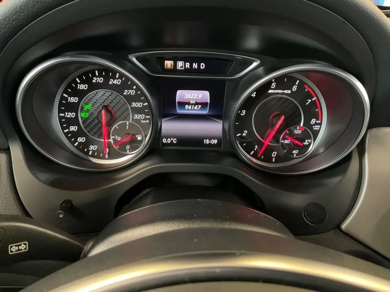 Mercedes-Benz CLA 45 AMG