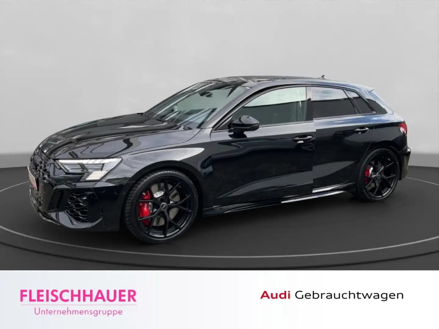 Audi RS3 Sportback 2.5 TFSI DSG quattro AD El. Panodach Nav Schwarz - 1