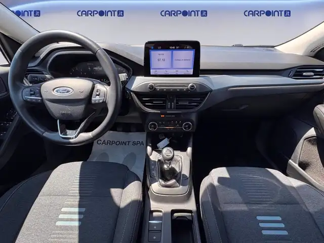 Ford Focus view 10