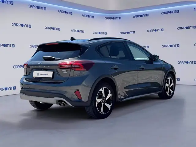 Ford Focus view 5