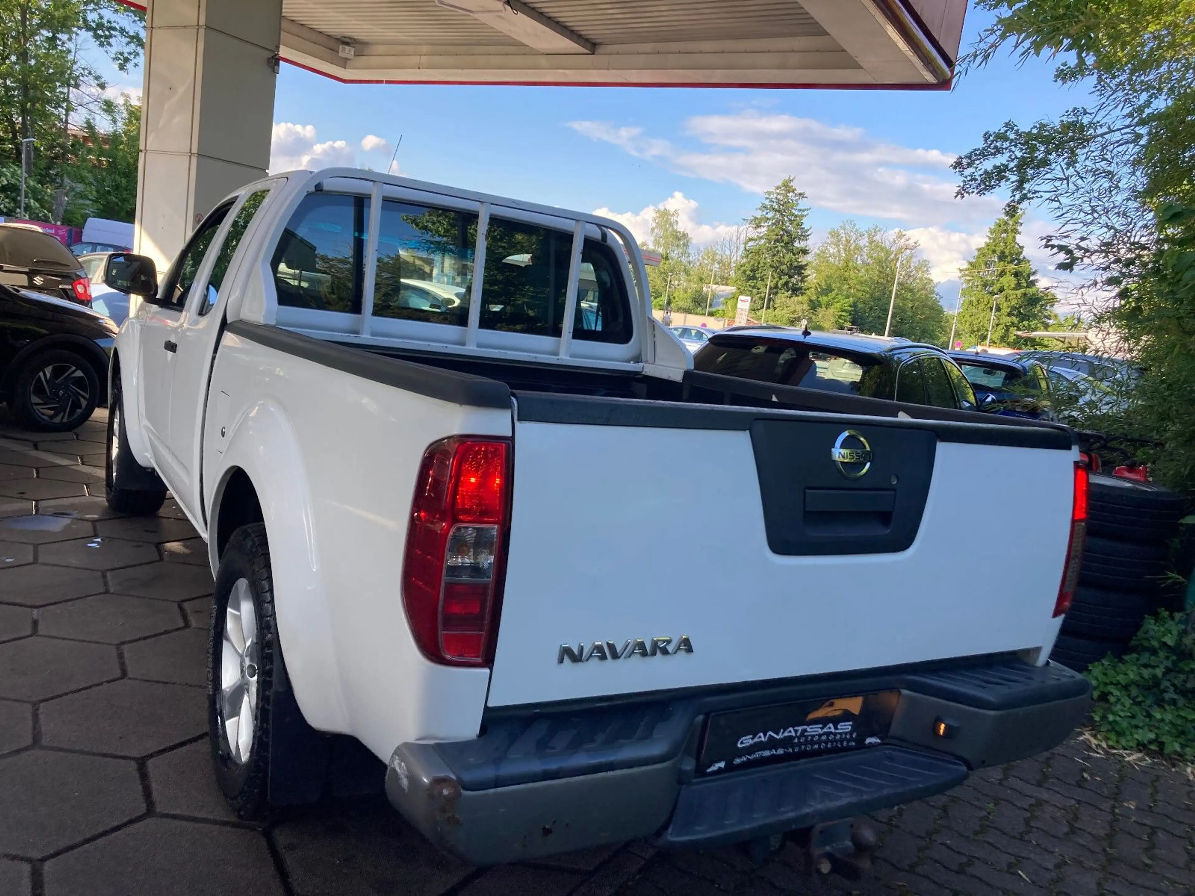 Nissan Navara Pickup King Cab XE 4X4-1 Hand -Klima-AHK — photo 9
