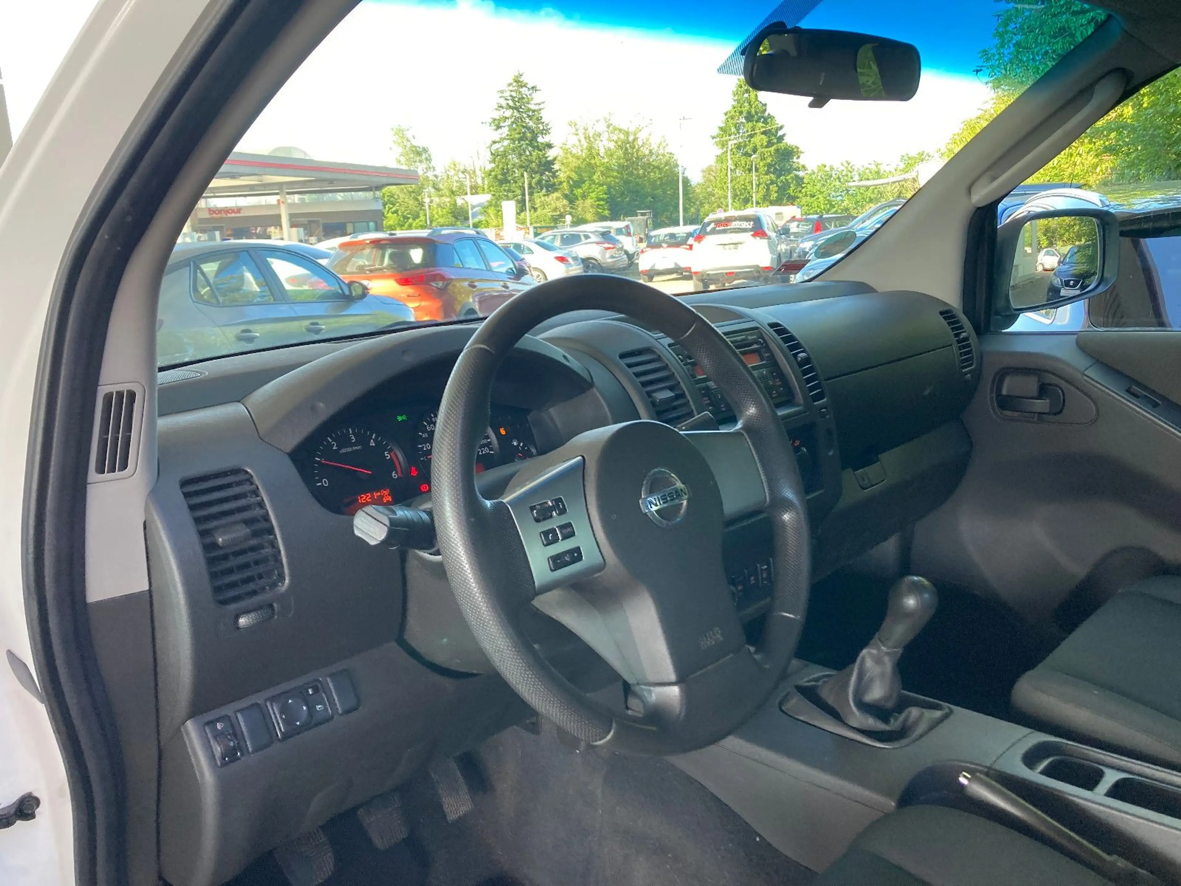 Nissan Navara Pickup King Cab XE 4X4-1 Hand -Klima-AHK — photo 14