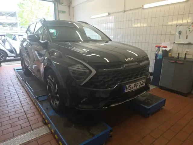 Kia Sportage view 3