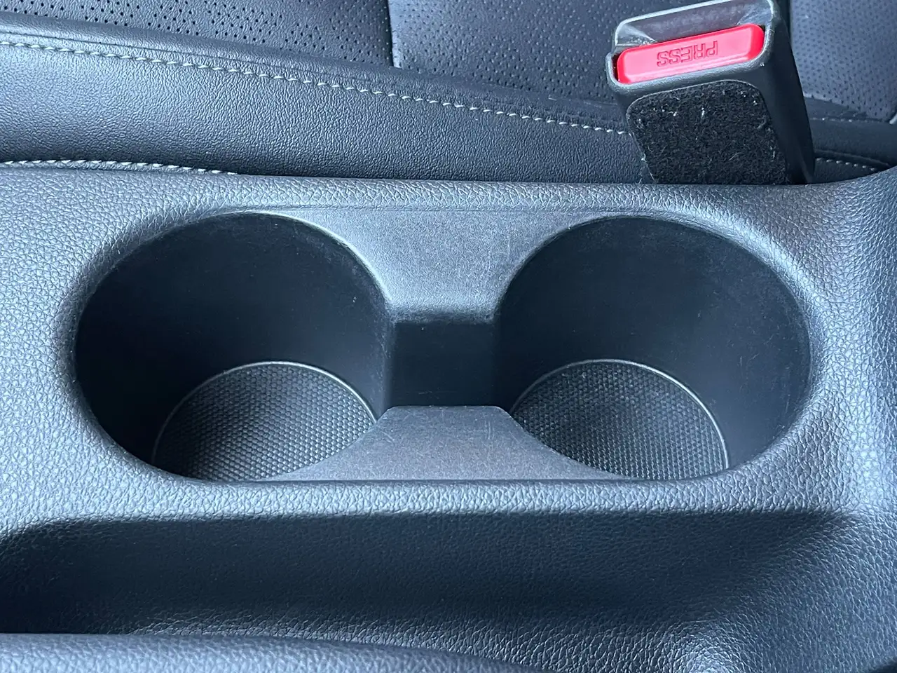 Kia Seltos снимка Kia Seltos