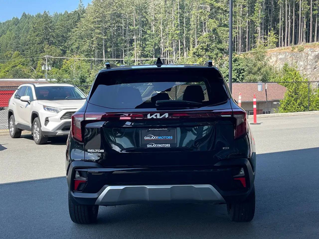 Kia Seltos снимка Kia Seltos