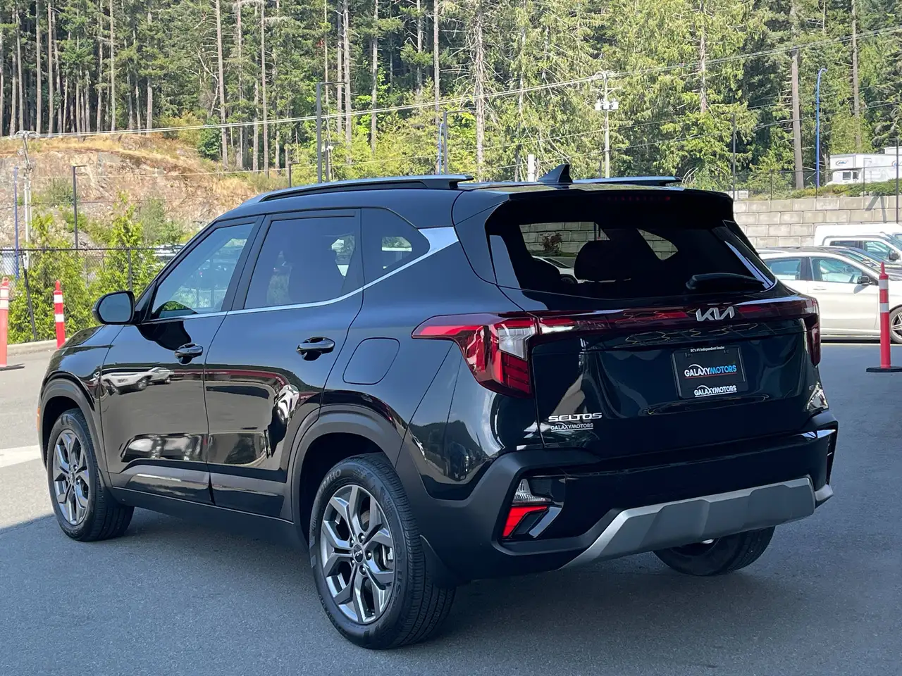 Kia Seltos снимка Kia Seltos