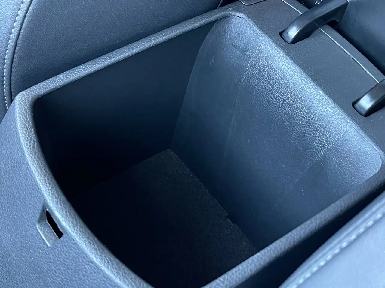 Kia Seltos снимка Kia Seltos