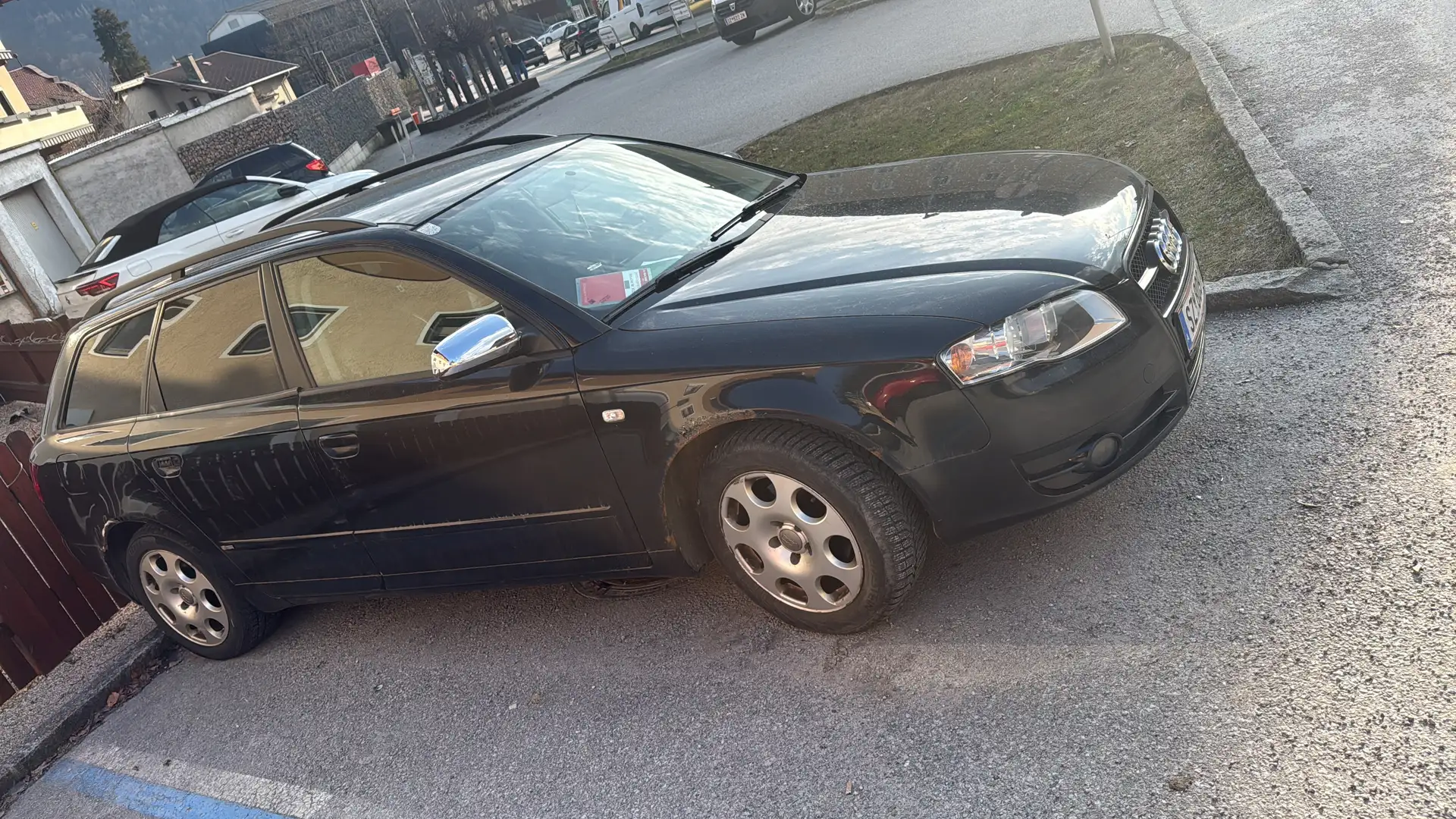 Audi A4 Avant 2.0 TDI DPF - 2