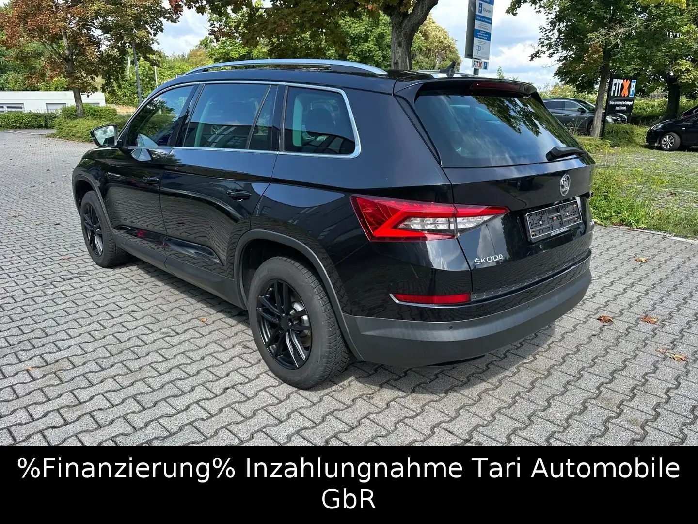 Skoda Kodiaq 2.0 TSI Style 4x4 7-Sitzer LED,ACC,Keyles Černá - 1