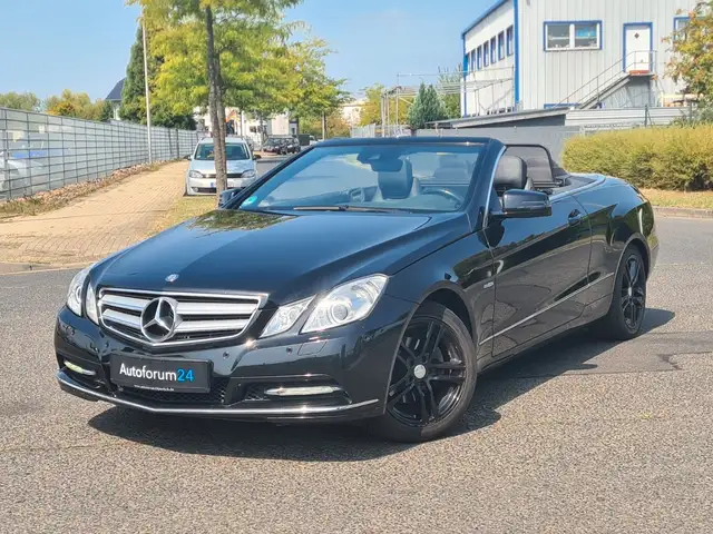 Mercedes-Benz E 250 E -Klasse Cabrio E 250 CGI BlueEfficiency