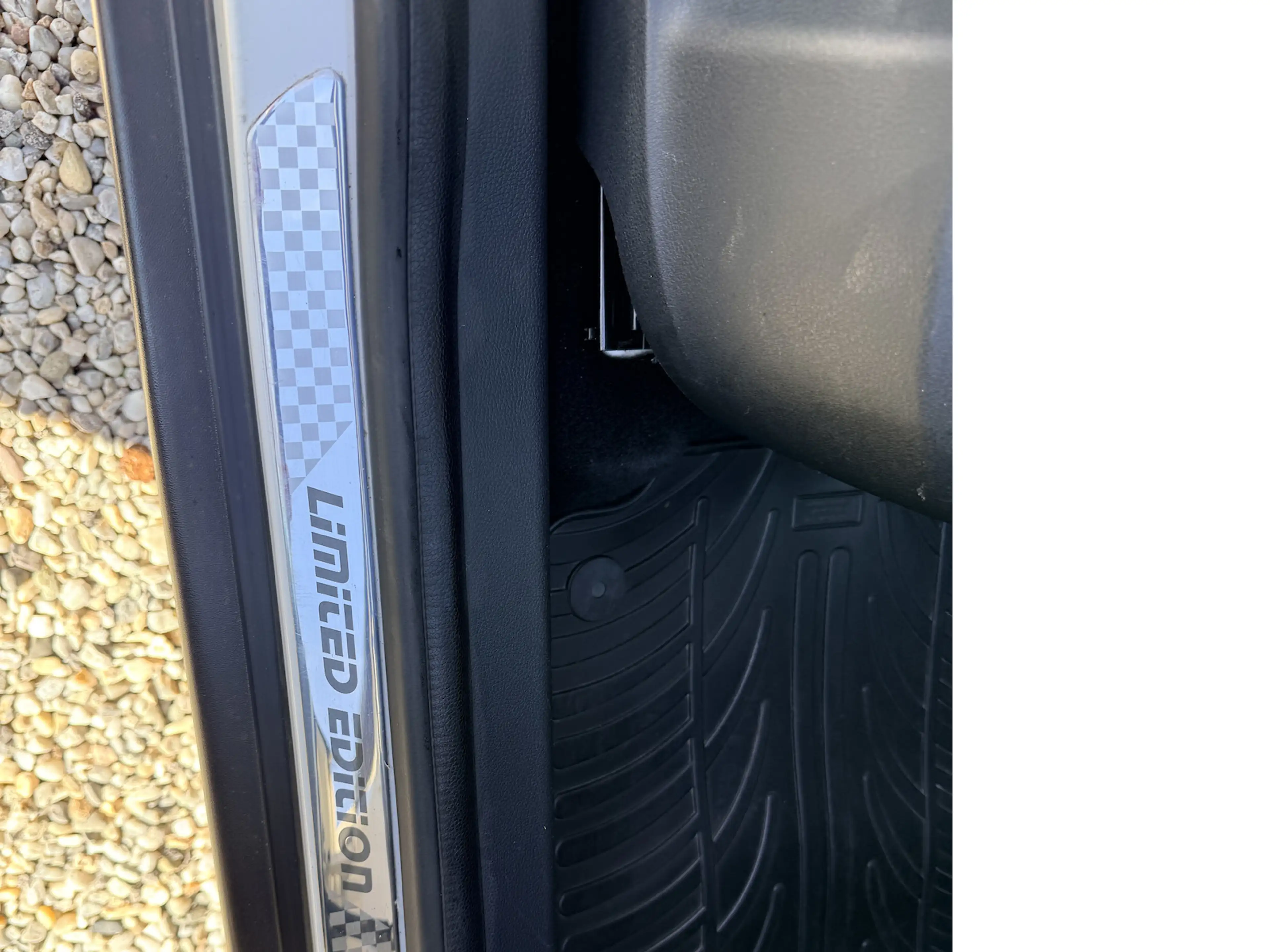 Skoda Yeti 2.0TDi DSG Limited Edition DSG 4x4 Xenon AHK — photo 12