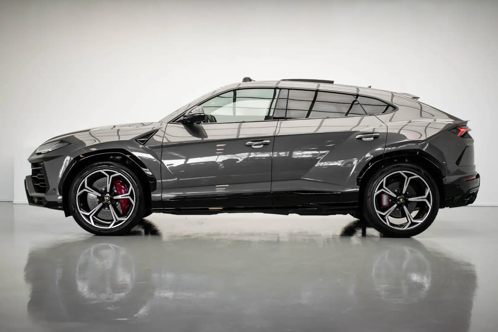 Lamborghini Urus 4.0 V8 |Carbon|Pano|ADAS|Massage|HUD|B&O Advanced| Grijs - 2