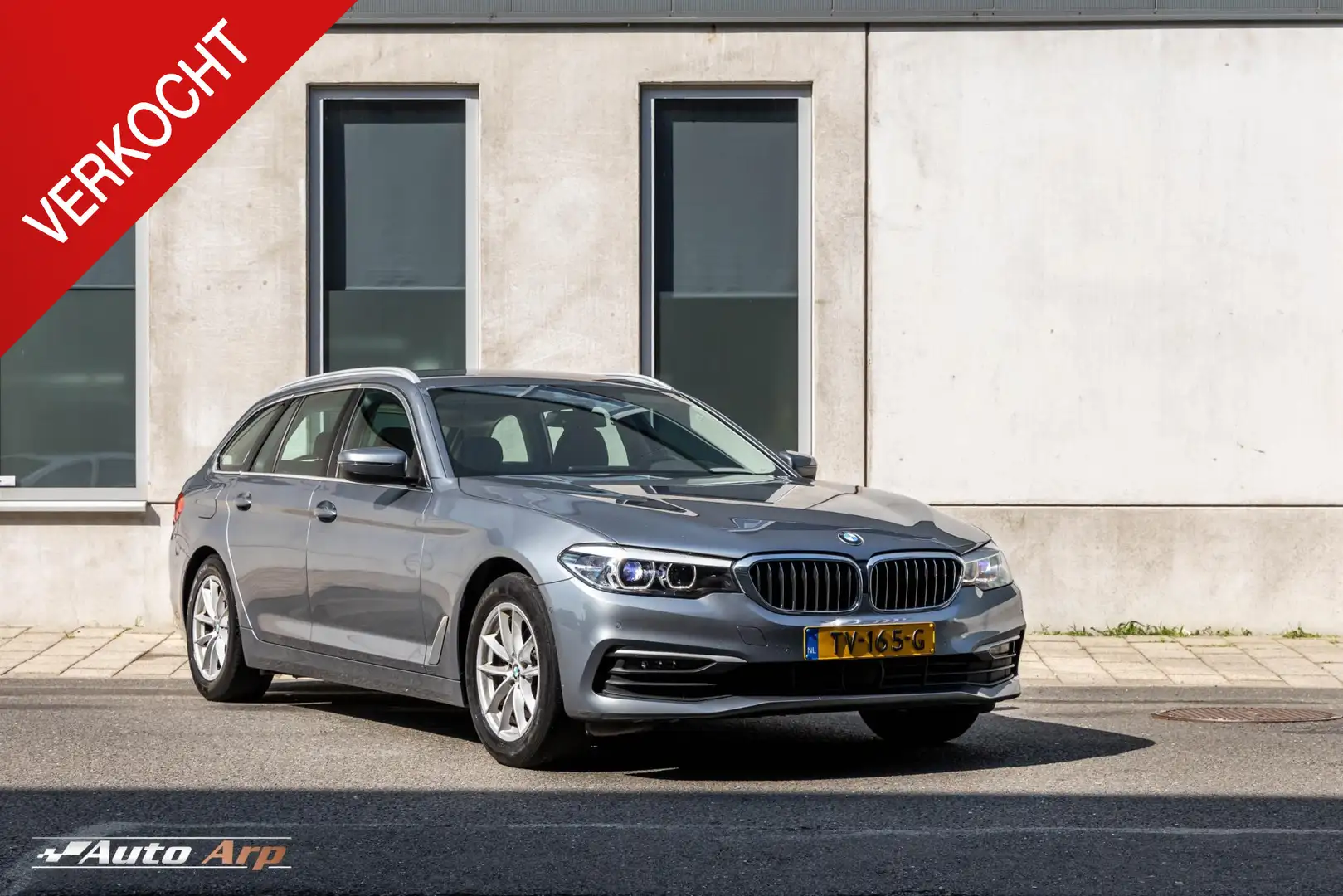 BMW 520 5-serie Touring 520d xDrive Executive Gris - 1