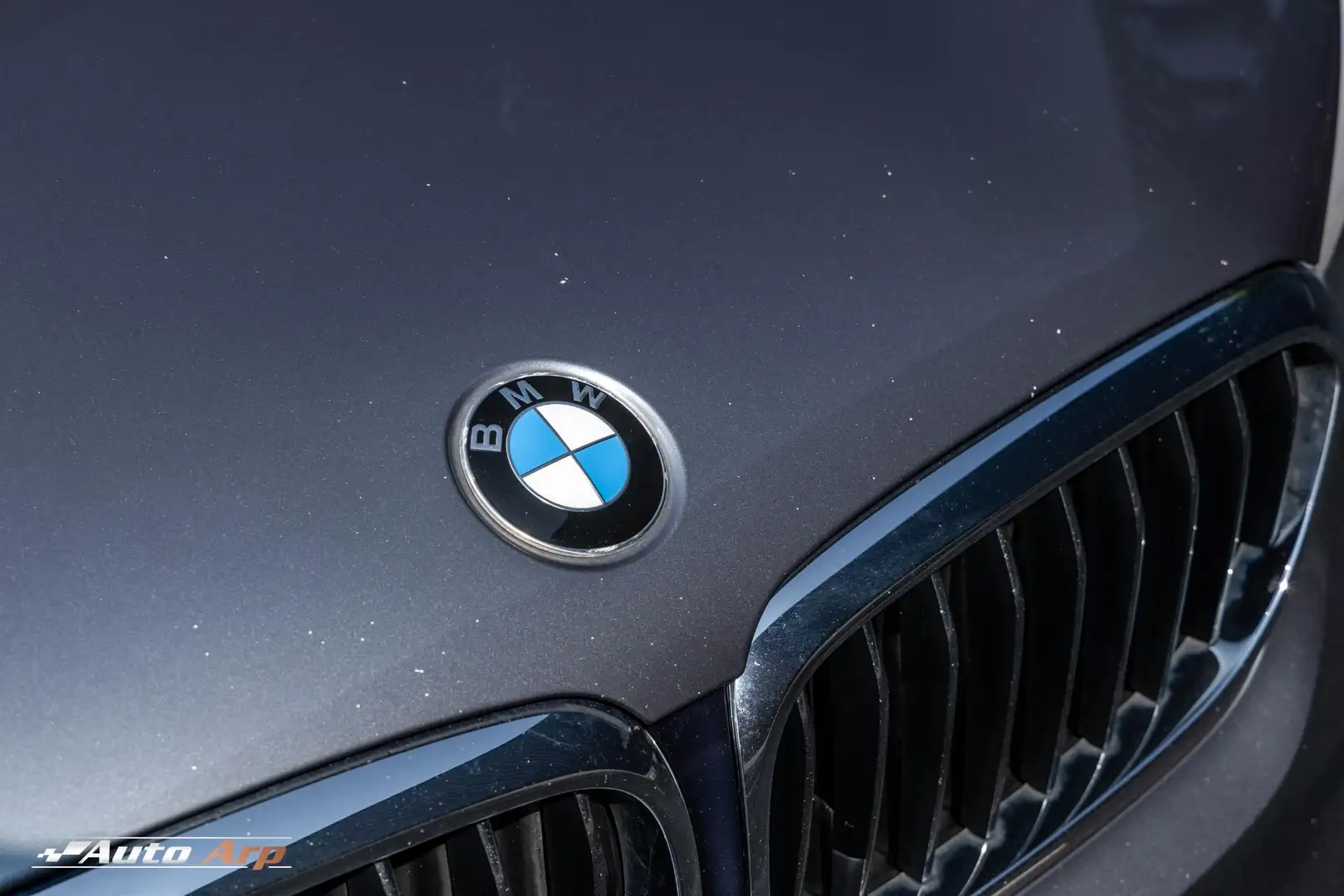 BMW 520 5-serie Touring 520d xDrive Executive Grau - 2