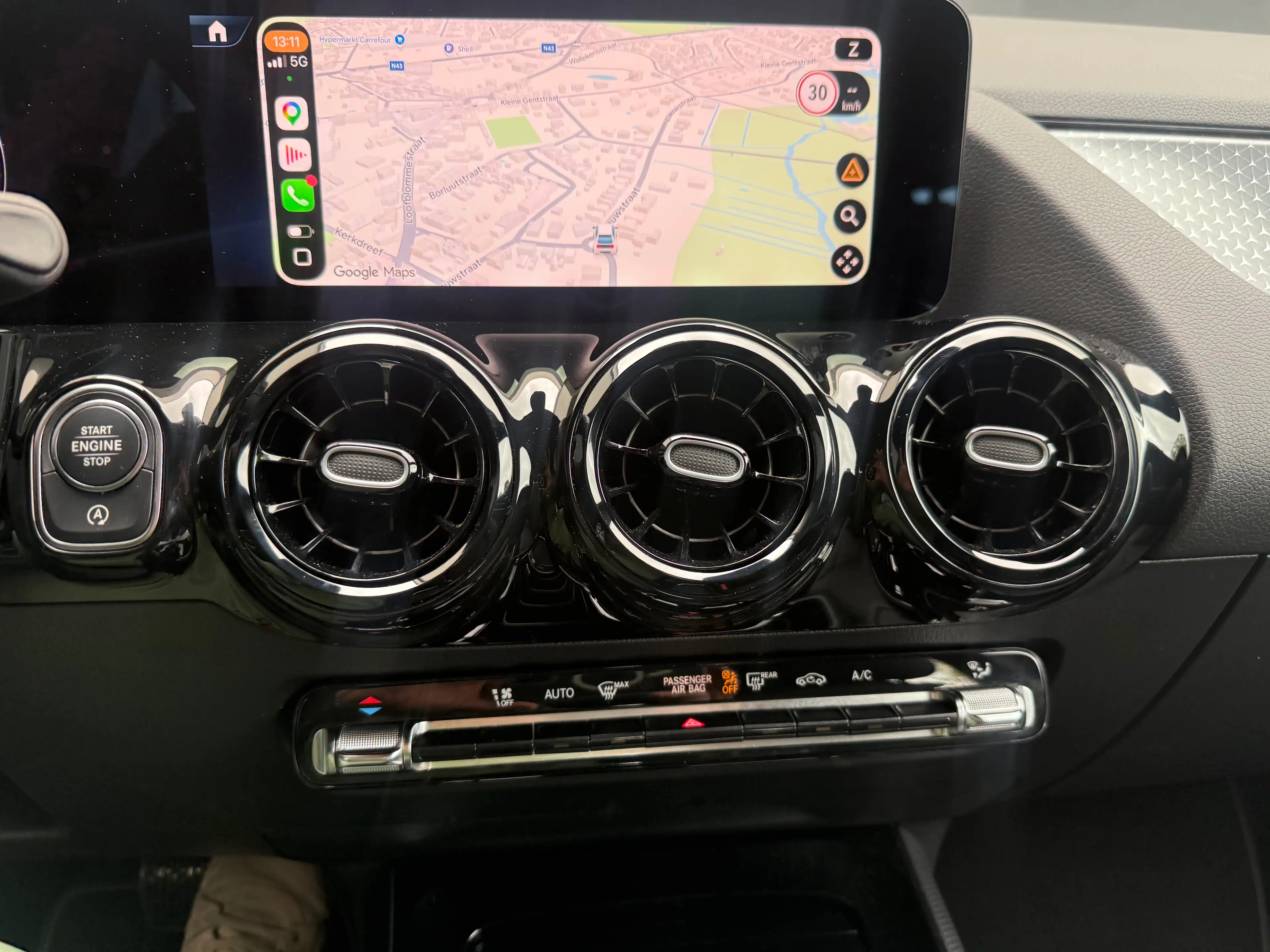 Mercedes-Benz GLA 180 GLA 180 Business Line Business Line — photo 15