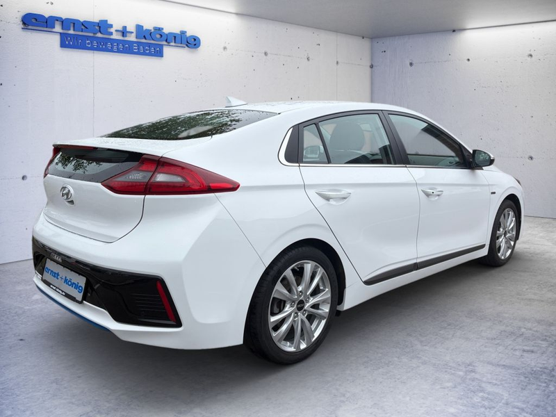 Hyundai IONIQ Plug-in-Hybrid 1.6 GDI Premium — photo 3