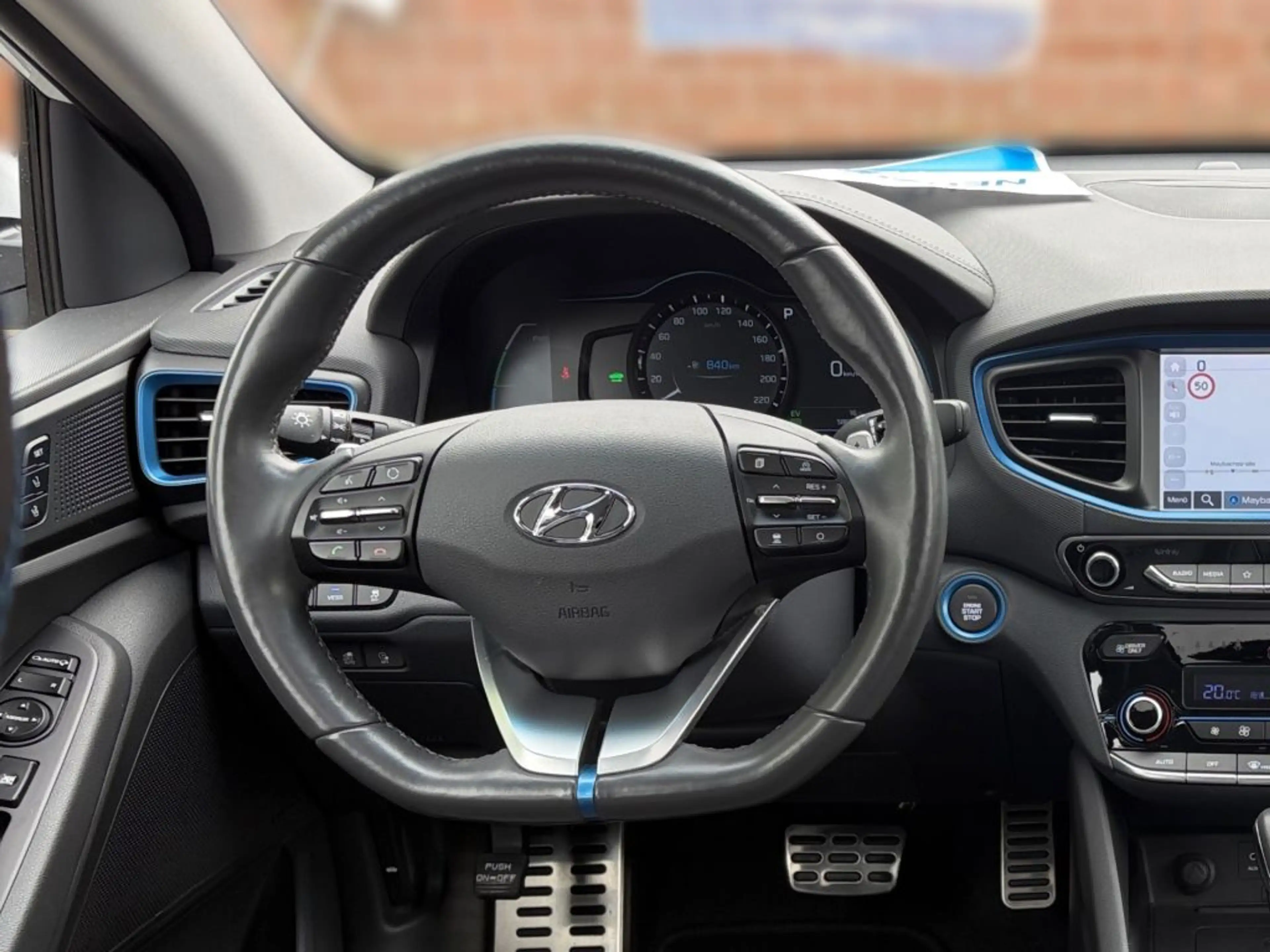 Hyundai IONIQ Plug-in-Hybrid 1.6 GDI Premium — photo 11