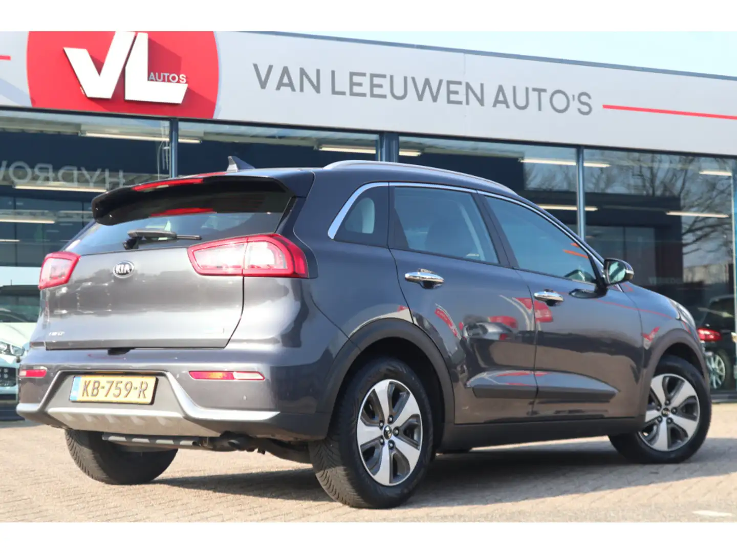 Kia Niro 1.6 GDi Hybrid First Edition | Zo Mee | Lees Tekst Grijs - 2