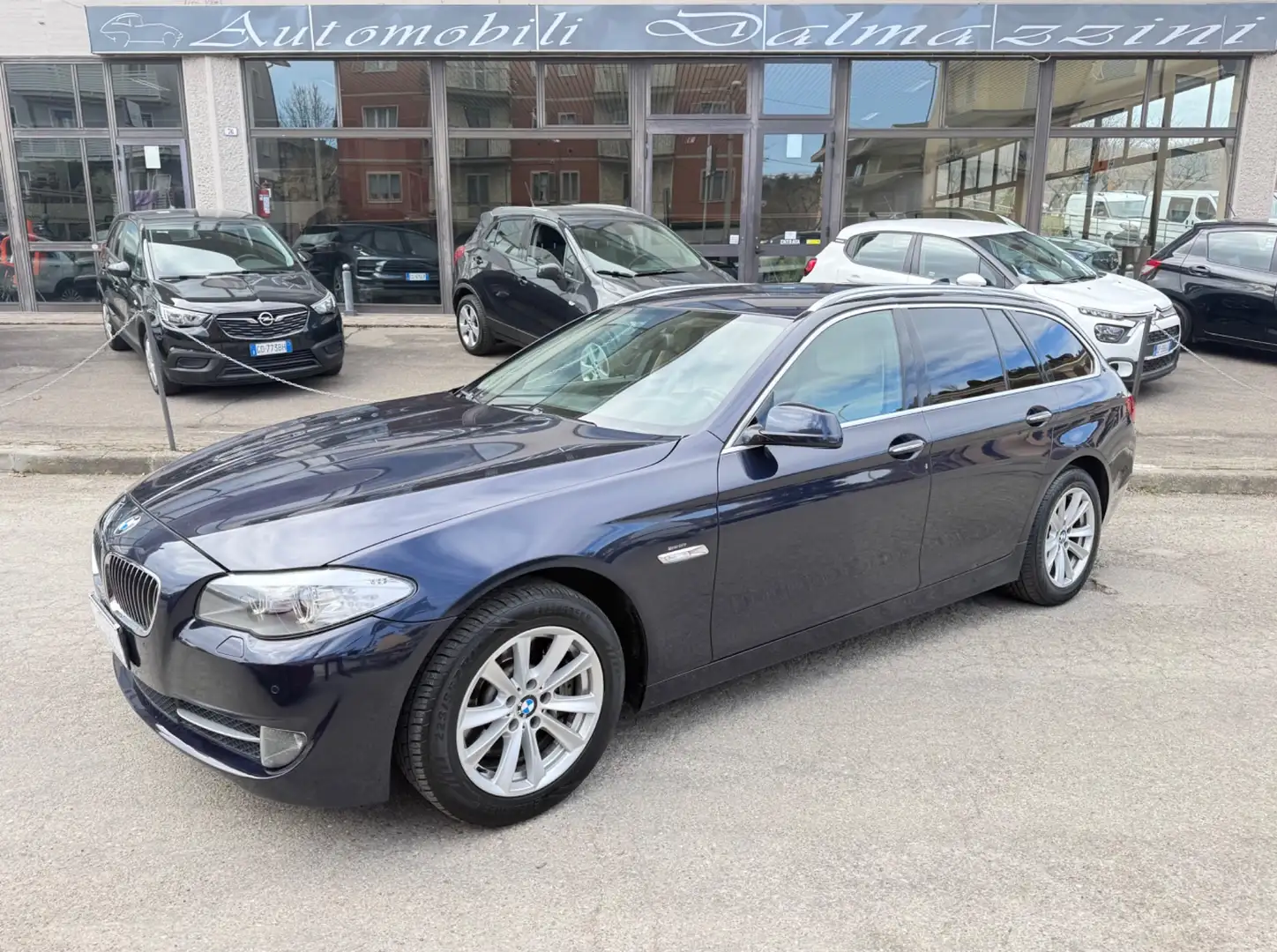 BMW 525 525d xDrive Touring Futura Blau - 1