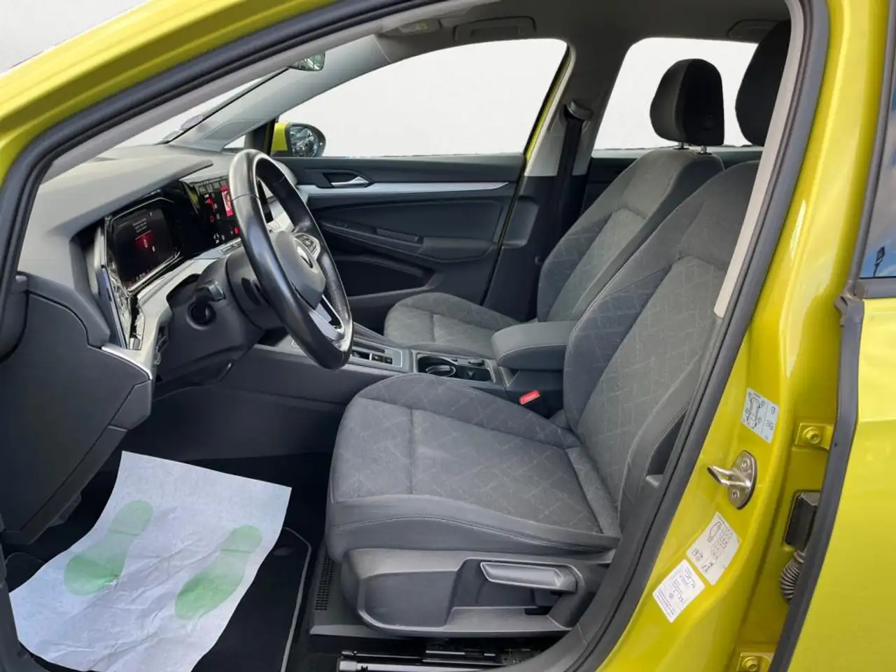 Volkswagen Golf Standard Model — photo 10