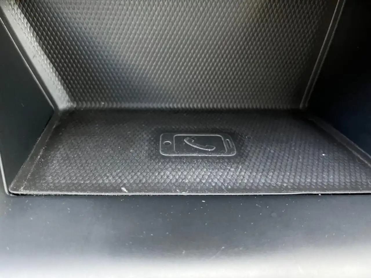 Volkswagen Golf Standard Model — photo 20