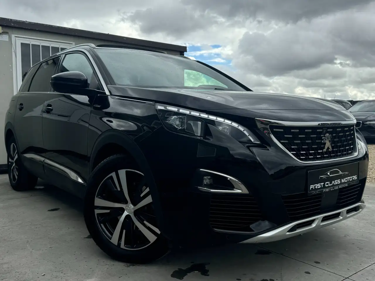 Peugeot 5008