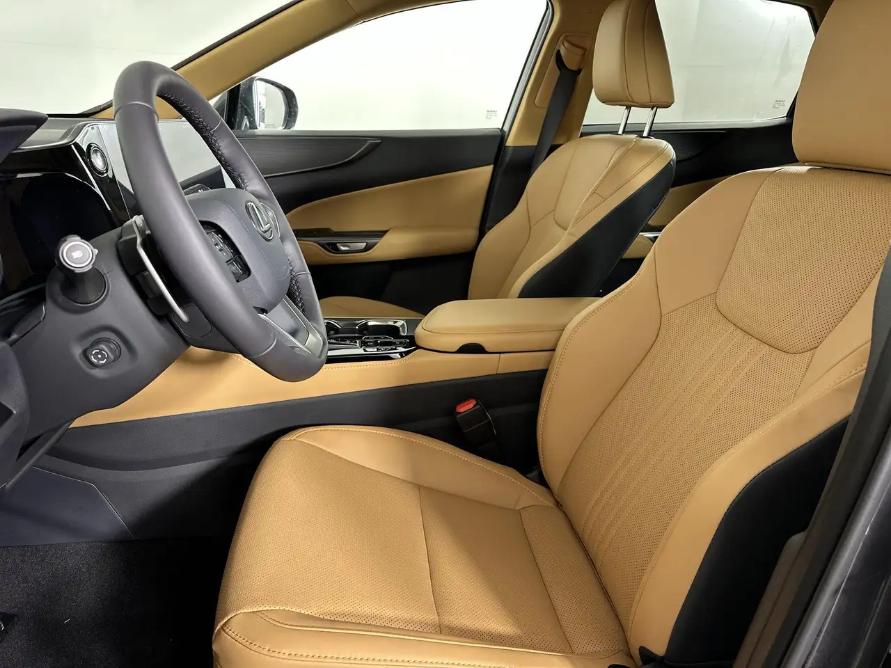 Lexus NX снимка Lexus NX