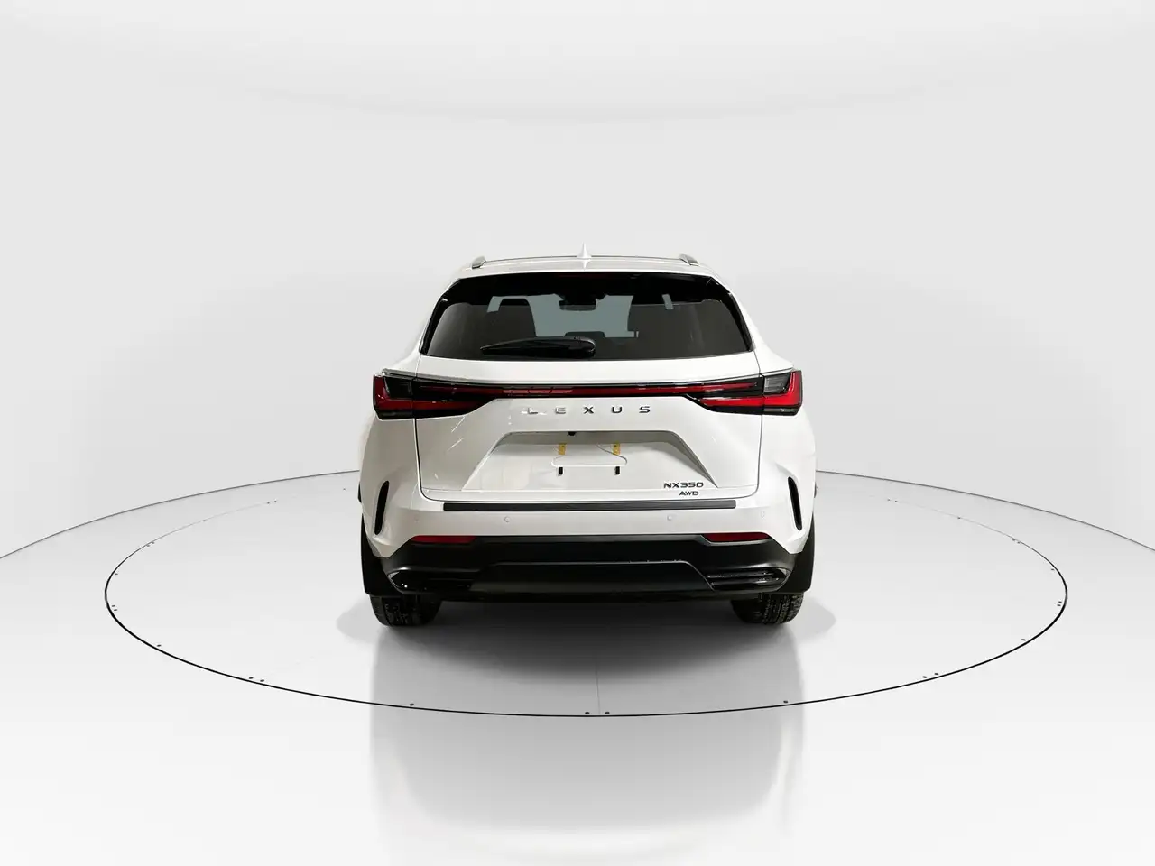 Lexus NX снимка Lexus NX