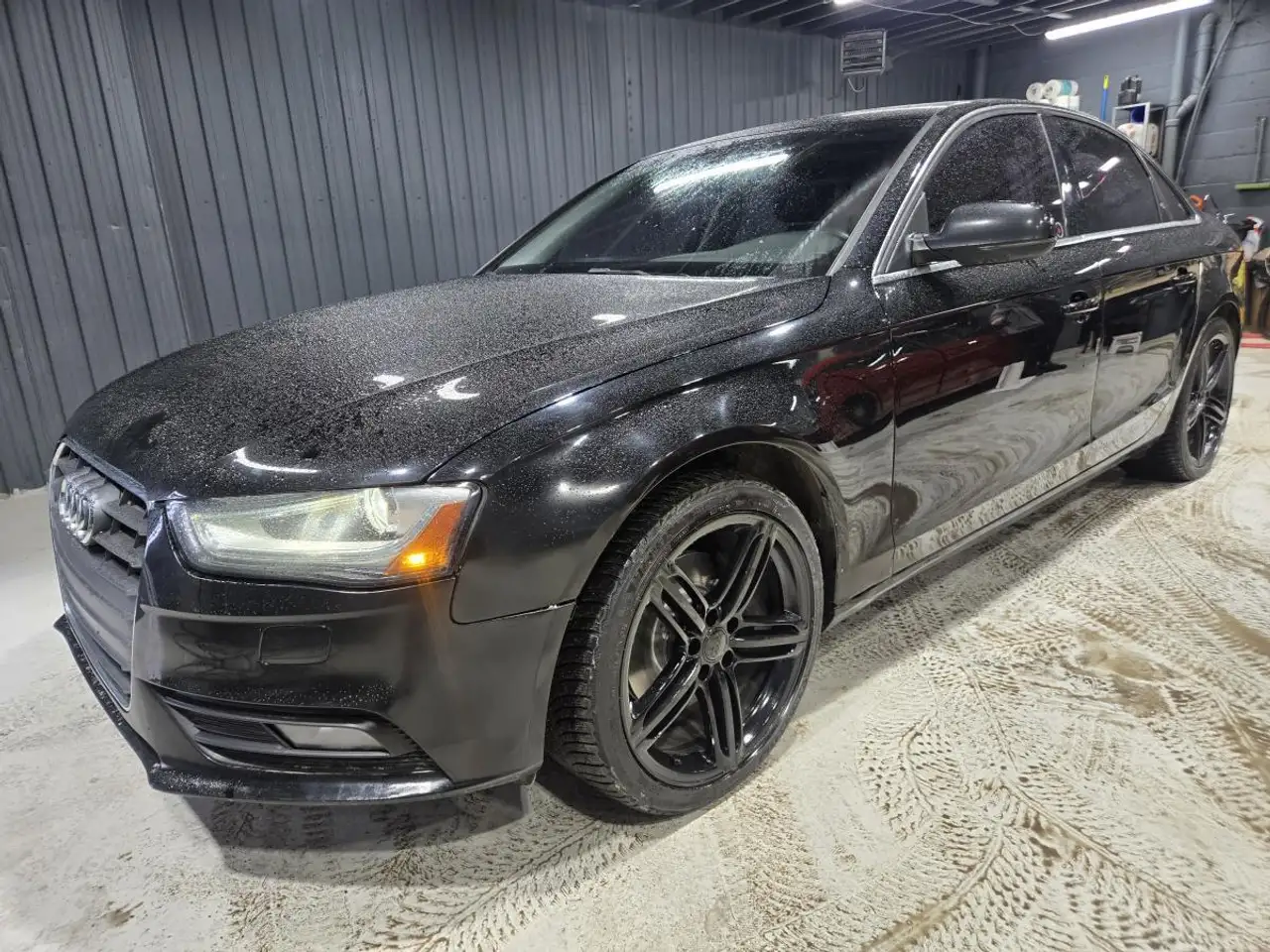 Audi A4 снимка Audi A4