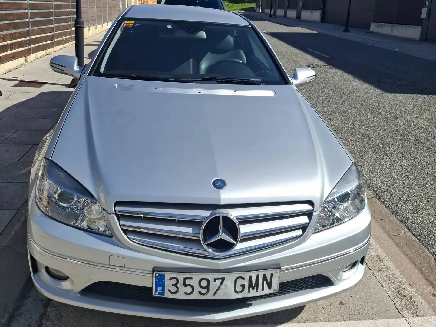 Mercedes-Benz CLC 180 KOMPRESSOR Plateado - 2