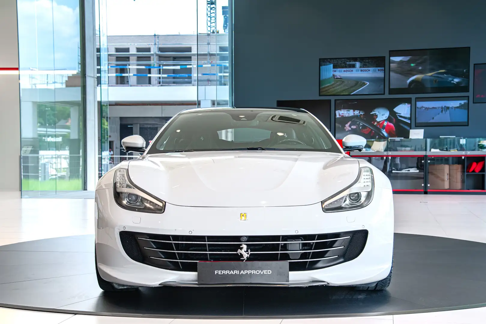 Ferrari GTC4 Lusso GTC4 Lusso T | Panoramid roof | Carbon exterior Blanc - 2