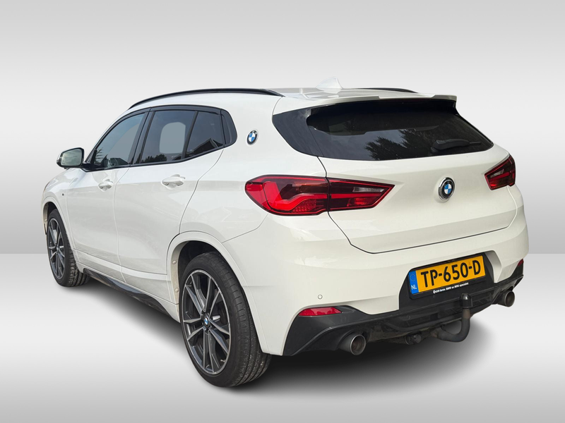 BMW X2 sDrive20i M-Sport X / Pilot Assist / HUD / Memory — photo 6