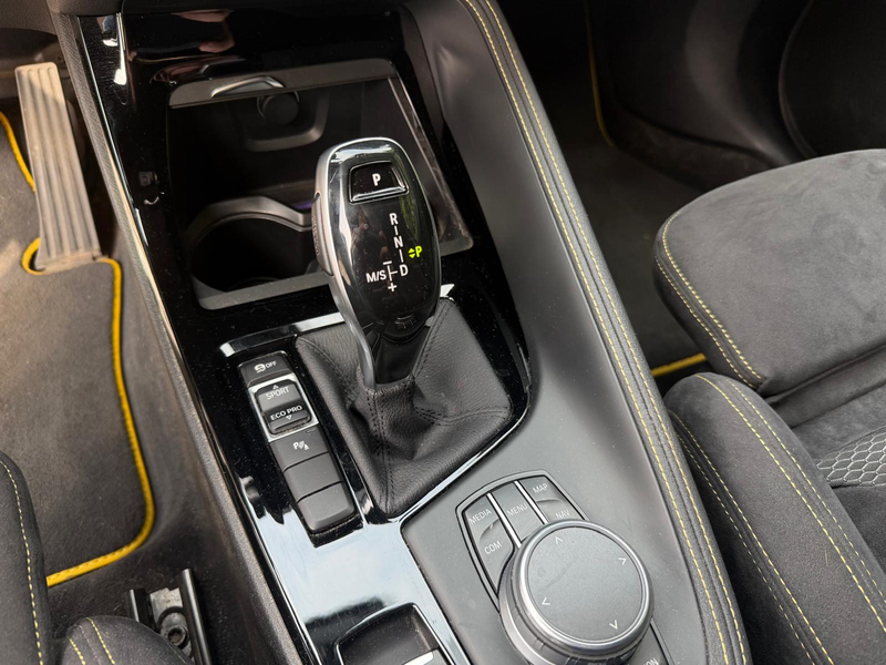 BMW X2 sDrive20i M-Sport X / Pilot Assist / HUD / Memory — photo 11