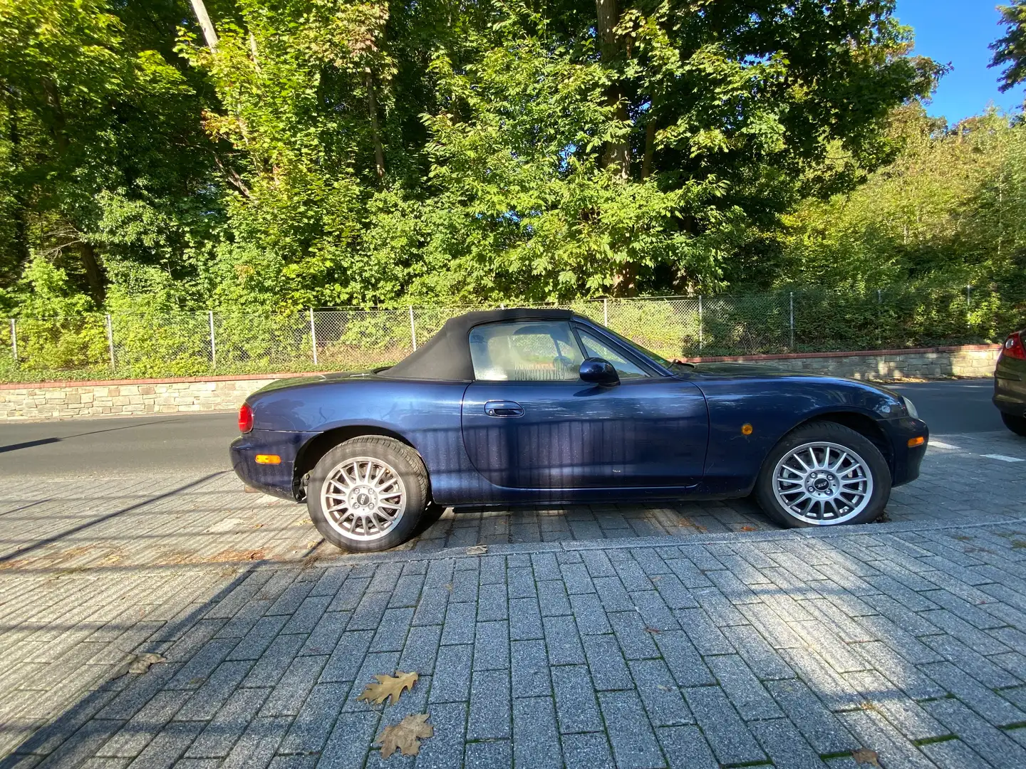 Mazda MX-5 NB Bleu - 1