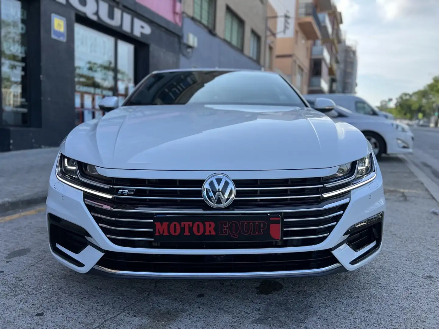 Volkswagen Arteon 2.0TDI R-Line DSG7 110kW Blanco - 2