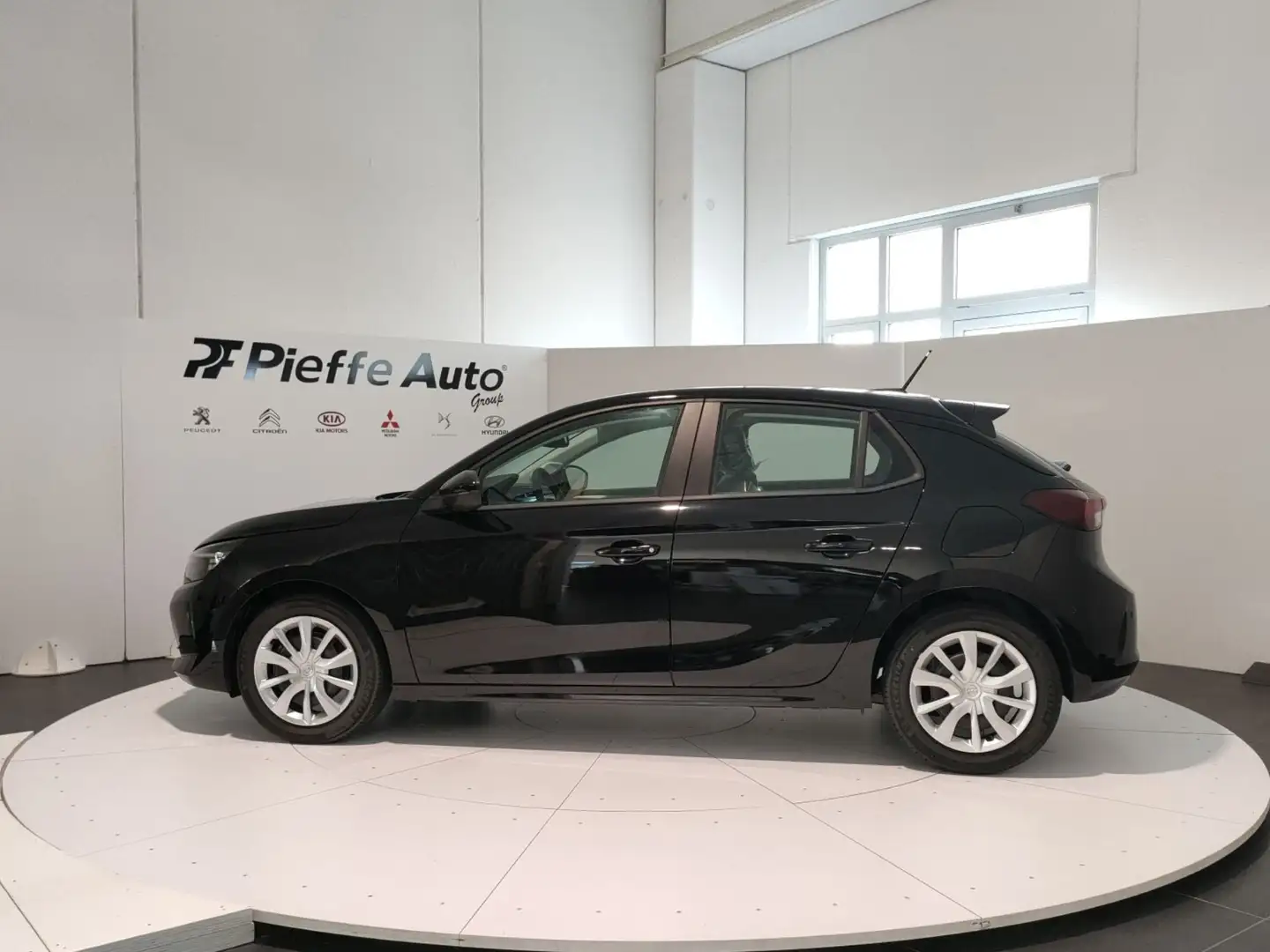 Opel Corsa Nuova Corsa Edition 1.2 100CV MT6 Schwarz - 2