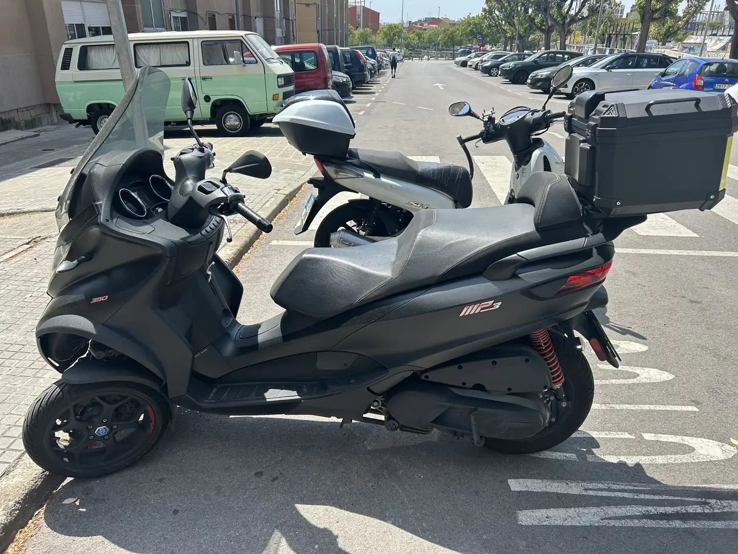 Piaggio MP3 350 - 1