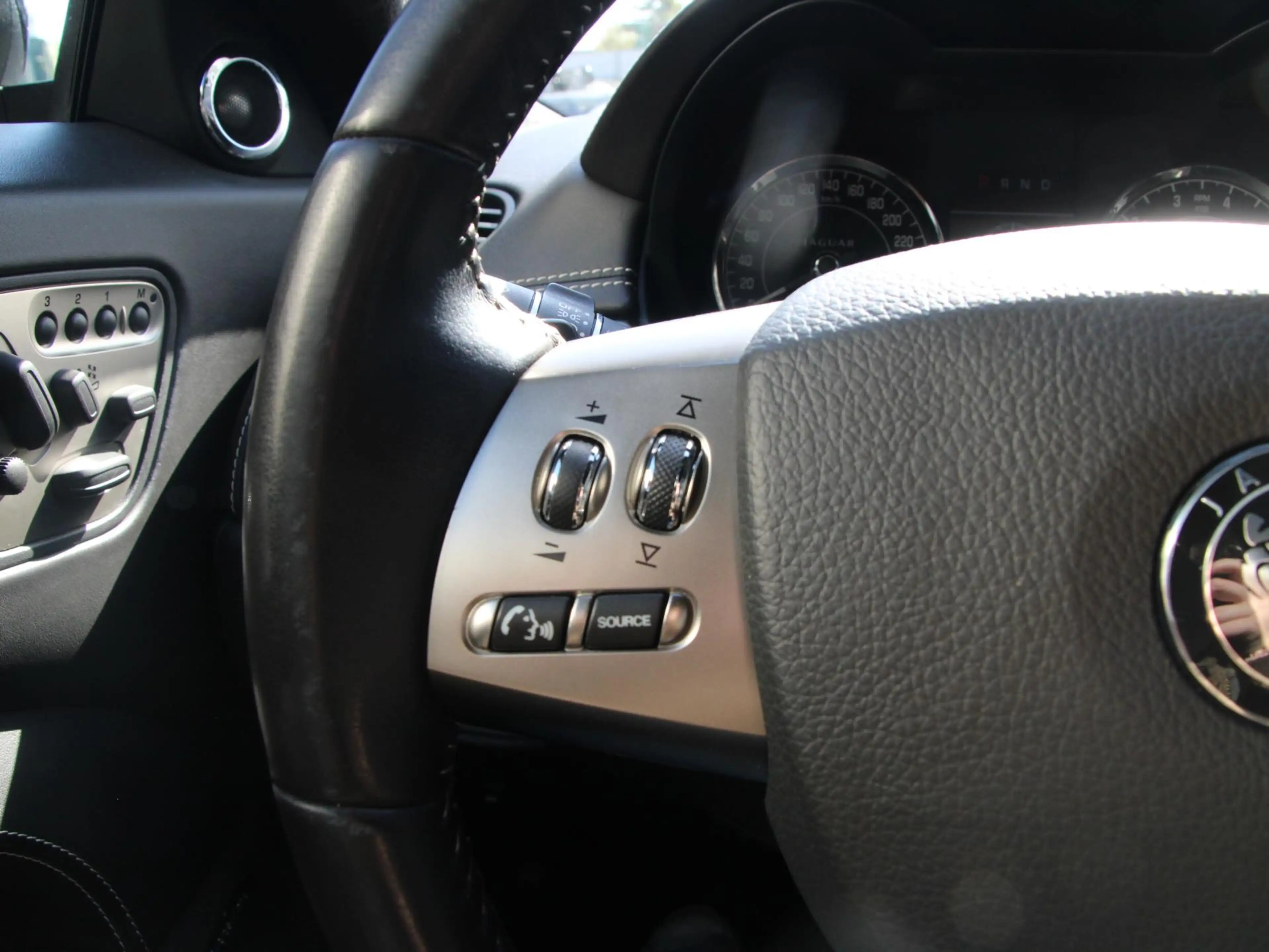 Jaguar XKR XKR-S 4.2 V8 Coupé | 1 van 150 | B&W audio | NL-au — photo 10