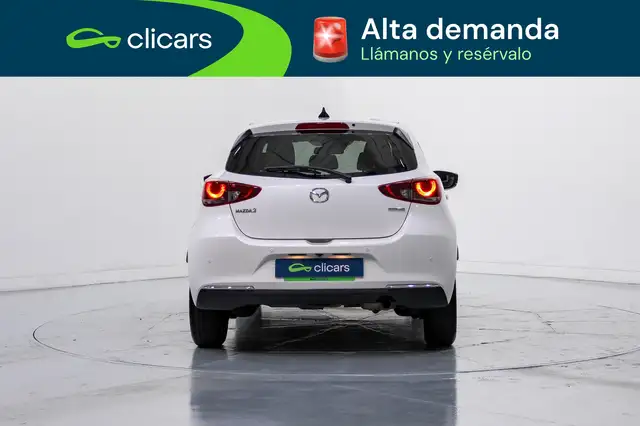 Mazda Mazda2 view 4