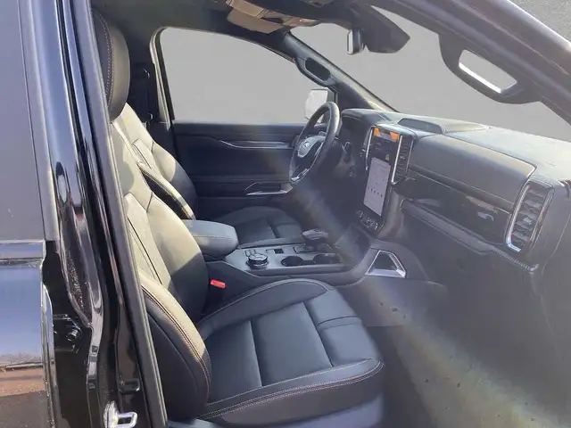 Ford Ranger view 3