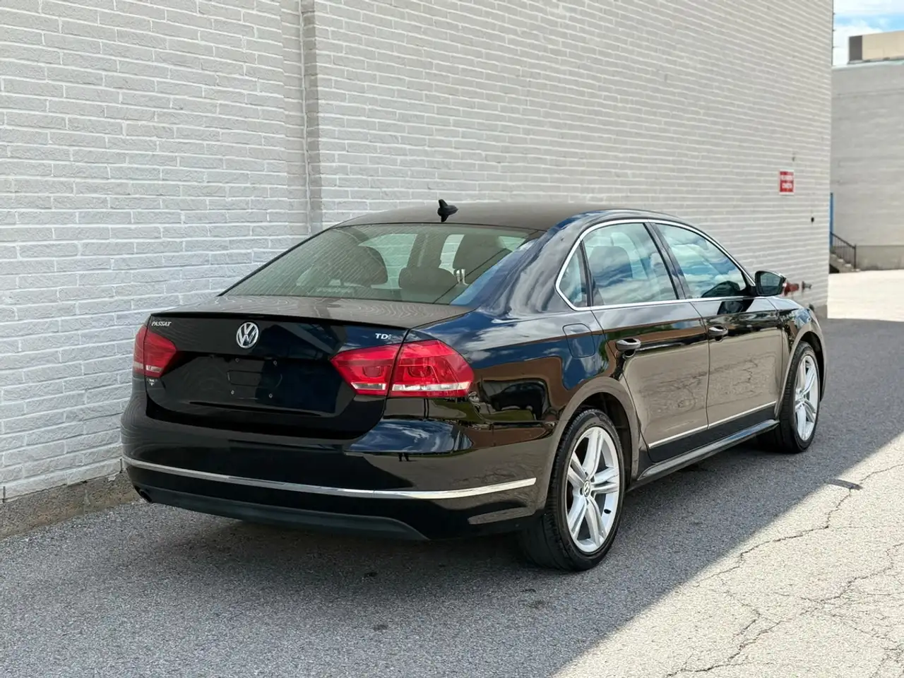 Volkswagen Passat photo Volkswagen Passat