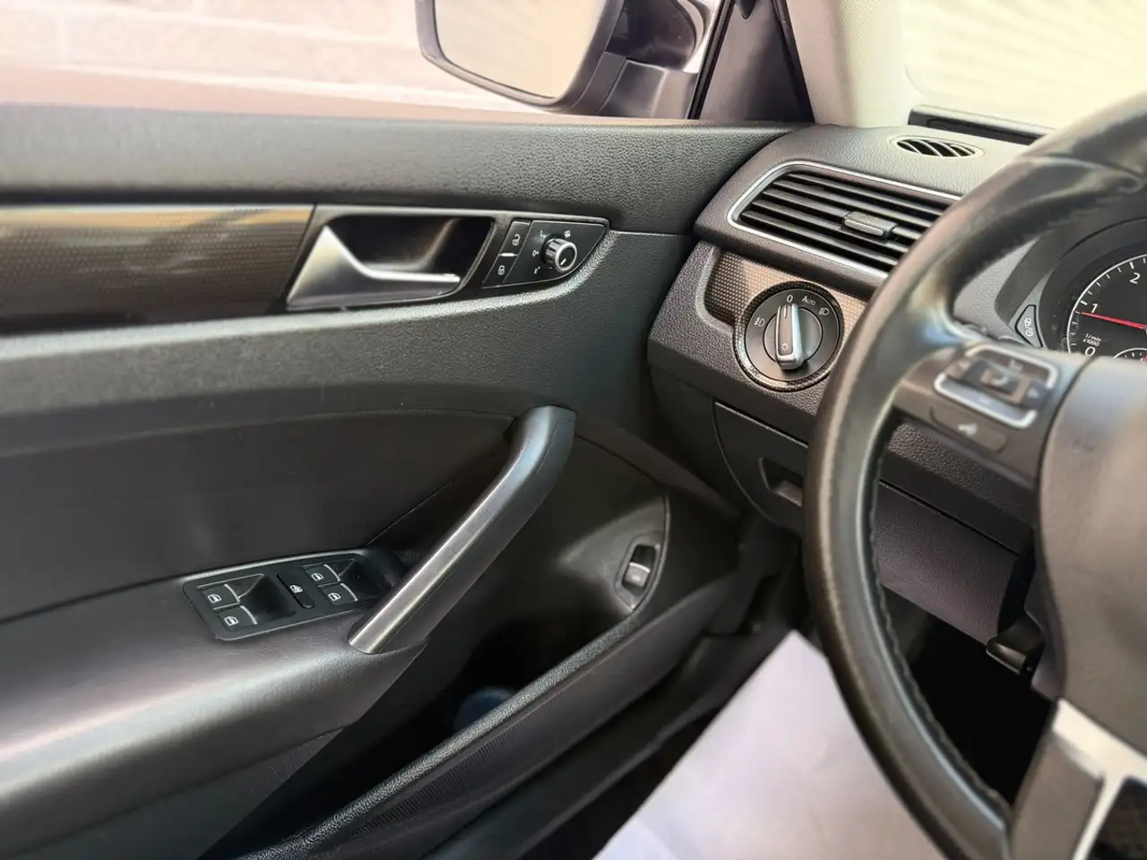 Volkswagen Passat photo Volkswagen Passat