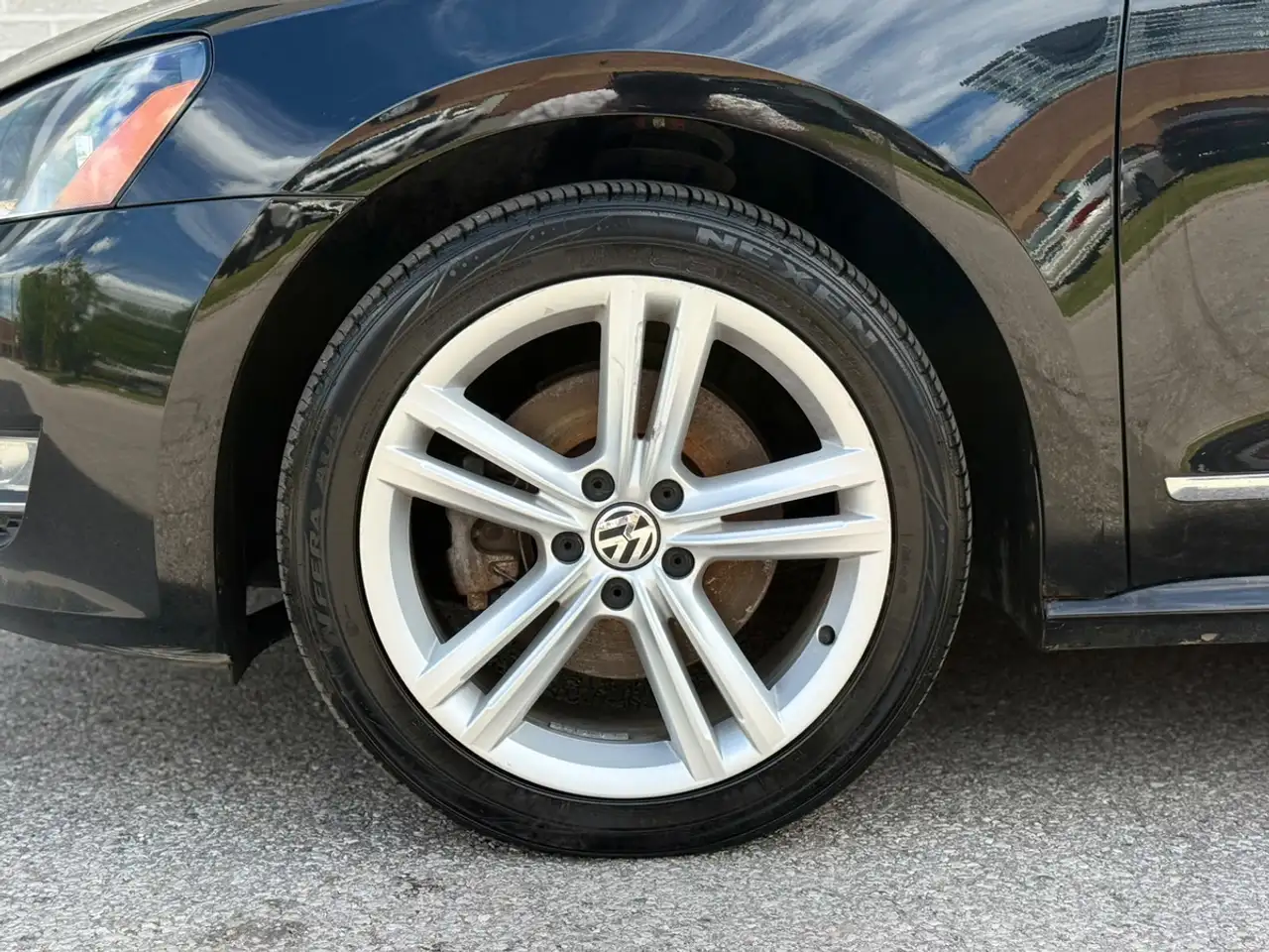Volkswagen Passat photo Volkswagen Passat