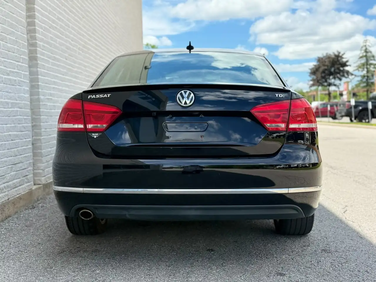 Volkswagen Passat photo Volkswagen Passat