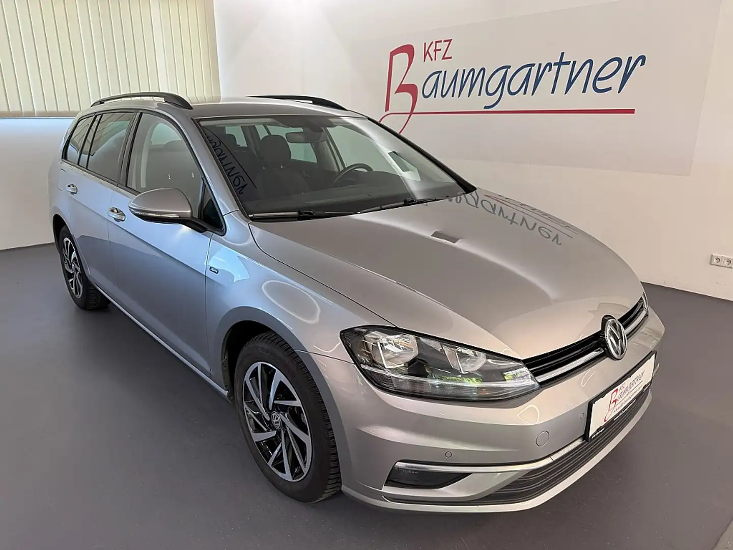 Volkswagen Golf Variant CL 1,6TDI *NAVI*ACC*Getönte Scheiben*Rückfahrka... Silber - 1