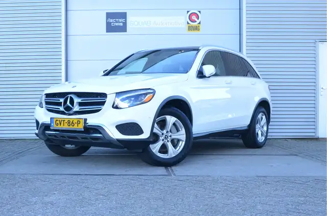 Mercedes-Benz GLC 300 4MATIC (4x4), Pano, Leder (Verhuisgoed auto uit US